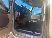 2021 Kenworth T680