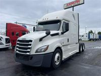 2020 Freightliner CA126