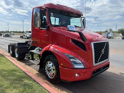 2022 Volvo VNR300