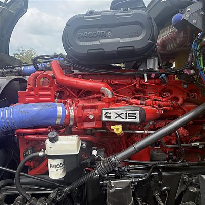 2023 Peterbilt 579