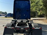 2020 Freightliner CA126