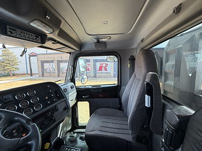2019 Peterbilt 389