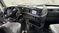 2019 Volvo VNR400