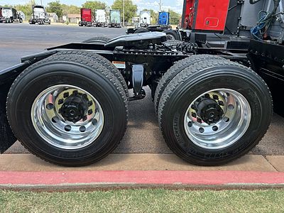 2022 Freightliner CA126