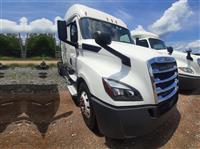 2019 Freightliner CA126