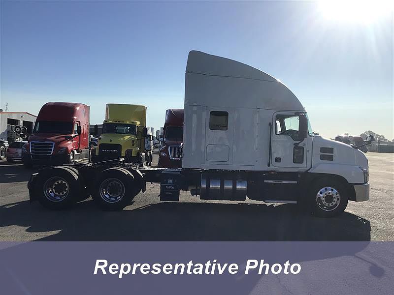 2023 Mack AN64T