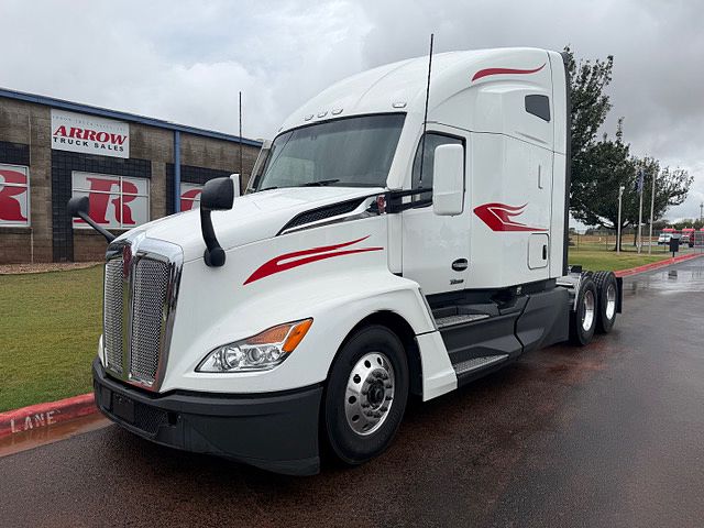 2023 Kenworth T680