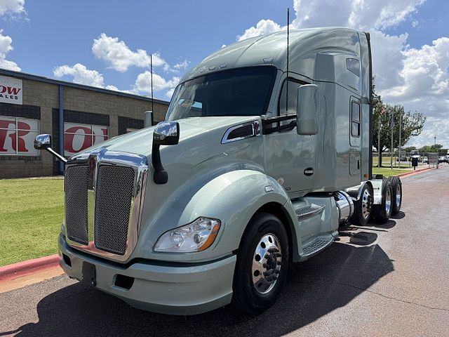 2021 Kenworth T680