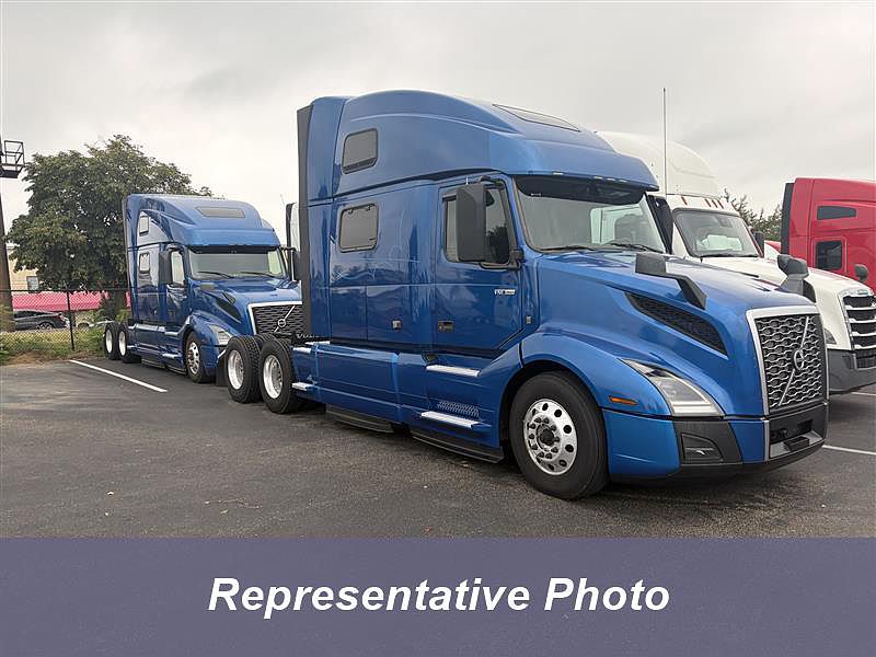 2022 Volvo VNL860
