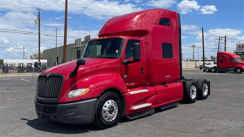 2021 International LT625