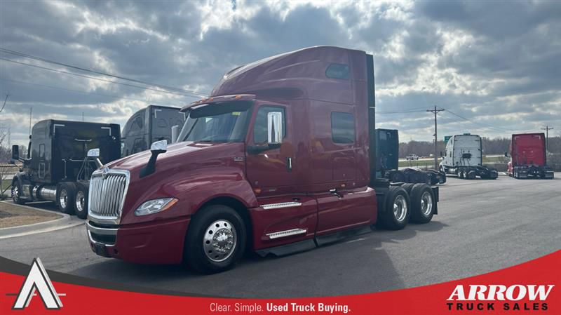 2023 International LT