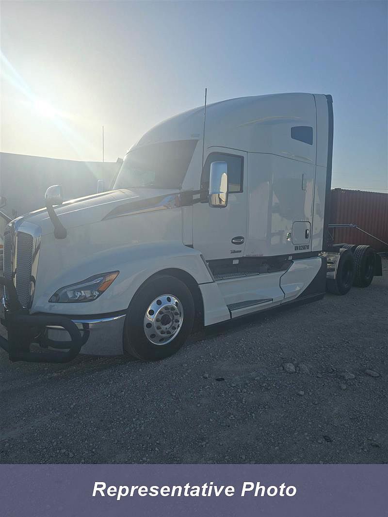 2024 Kenworth T680