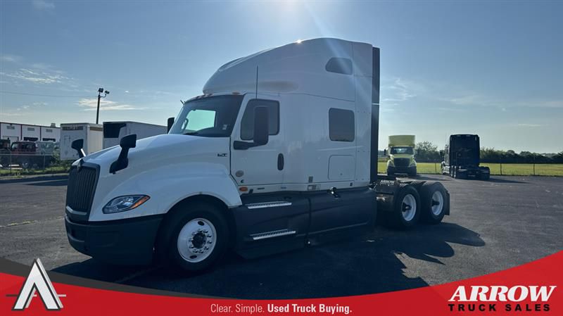 2022 International LT625