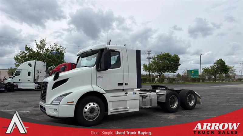 2024 Volvo VNR64T300