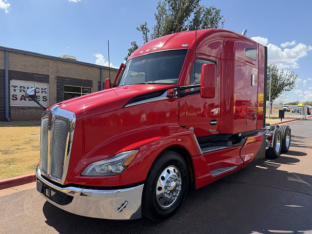 2023 Kenworth T680