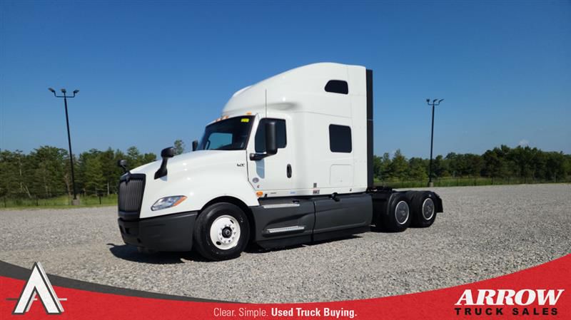 2022 International LT625