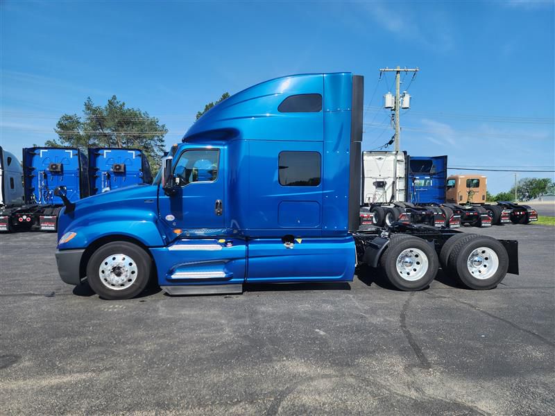 2022 International LT625