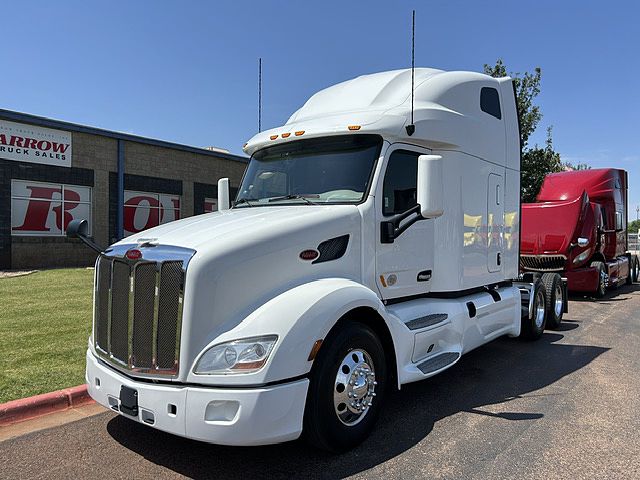2022 Peterbilt 579