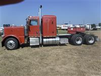 2017 Peterbilt 389