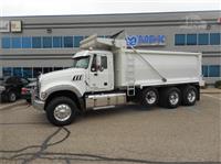 2013 Mack GRANITE GU713