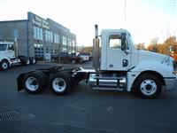 2006 Freightliner Columbia - 120