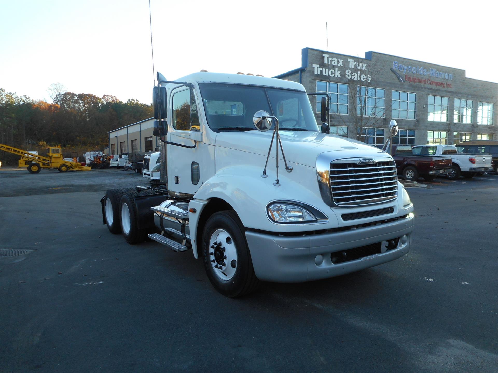 2006 Freightliner Columbia - 120