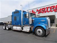 2000 Kenworth W900L  Studio