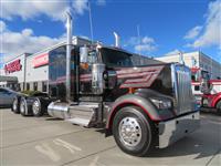 2025 Kenworth W900L