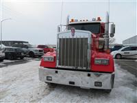 2022 Kenworth W900L