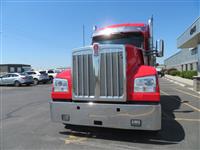 2022 Kenworth W990