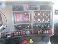 2022 Kenworth W990