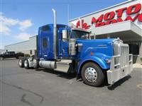 2023 Kenworth W900L 72"ACA