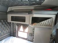 2027 Kenworth W900L 72