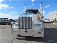 2027 Kenworth W900L 72