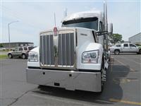 2027 Kenworth W990