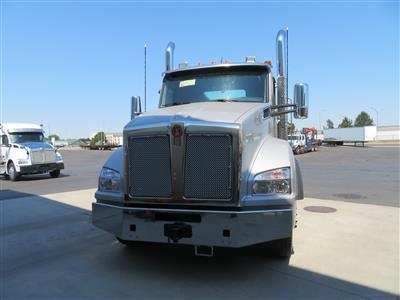 2027 Kenworth T880