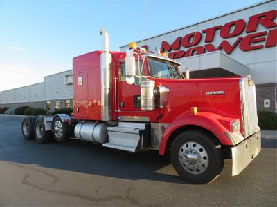 2022 Kenworth W900L