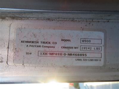 2022 Kenworth W900L