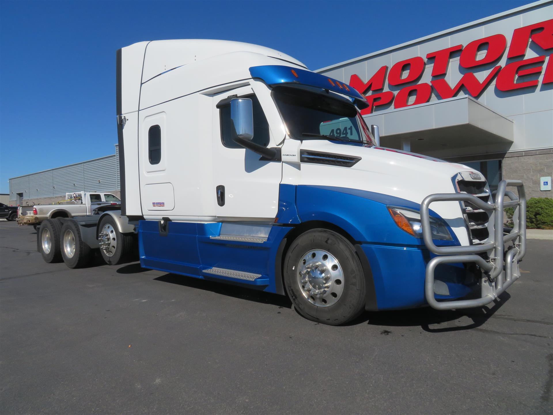 2023 Freightliner Cascadia