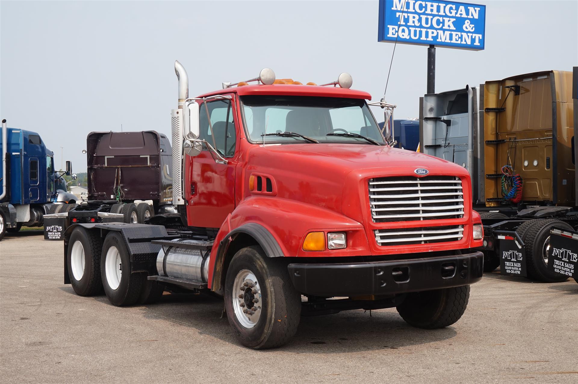 FORD TRACTORS SEMIS FOR SALE
