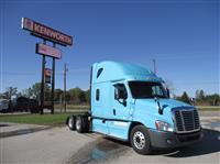 Used 2014 Freightliner CA12564SLP for Sale