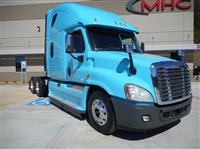 Used 2014 Freightliner CA12564SLP for Sale