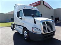 Used 2011 Freightliner CA12564SLP for Sale