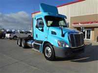 Used 2013 Freightliner CA11364DC for Sale