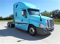 Used 2014 Freightliner CA12564SLP for Sale