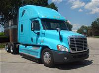 Used 2014 Freightliner CA12564SLP for Sale