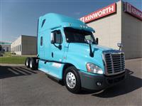 Used 2014 Freightliner CA12564SLP for Sale