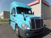 Used 2014 Freightliner CA12564SLP for Sale
