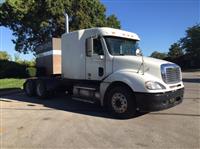 Used 2007 Freightliner FCL12064ST for Sale
