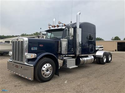 2019 Peterbilt 389